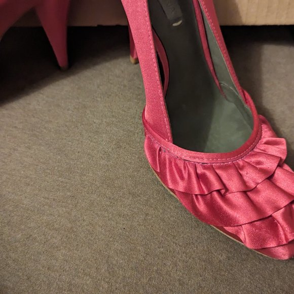 Pink pumps - Picture 3 of 4